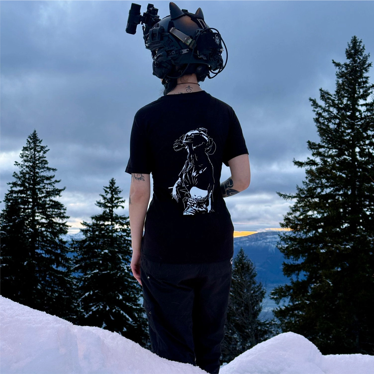 Sweatshirt back used